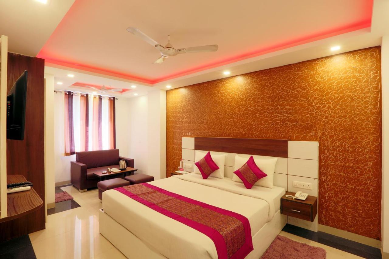 Hotel Square Stay Ню Делхи Екстериор снимка