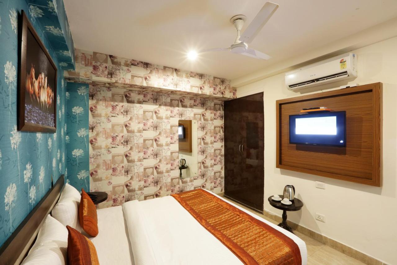 Hotel Square Stay Ню Делхи Екстериор снимка